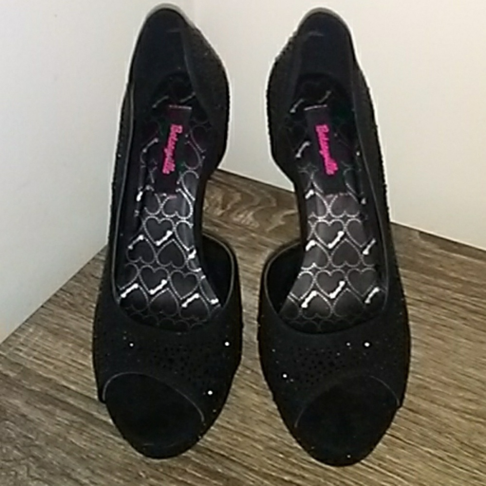 Betseyville peep-toe heels